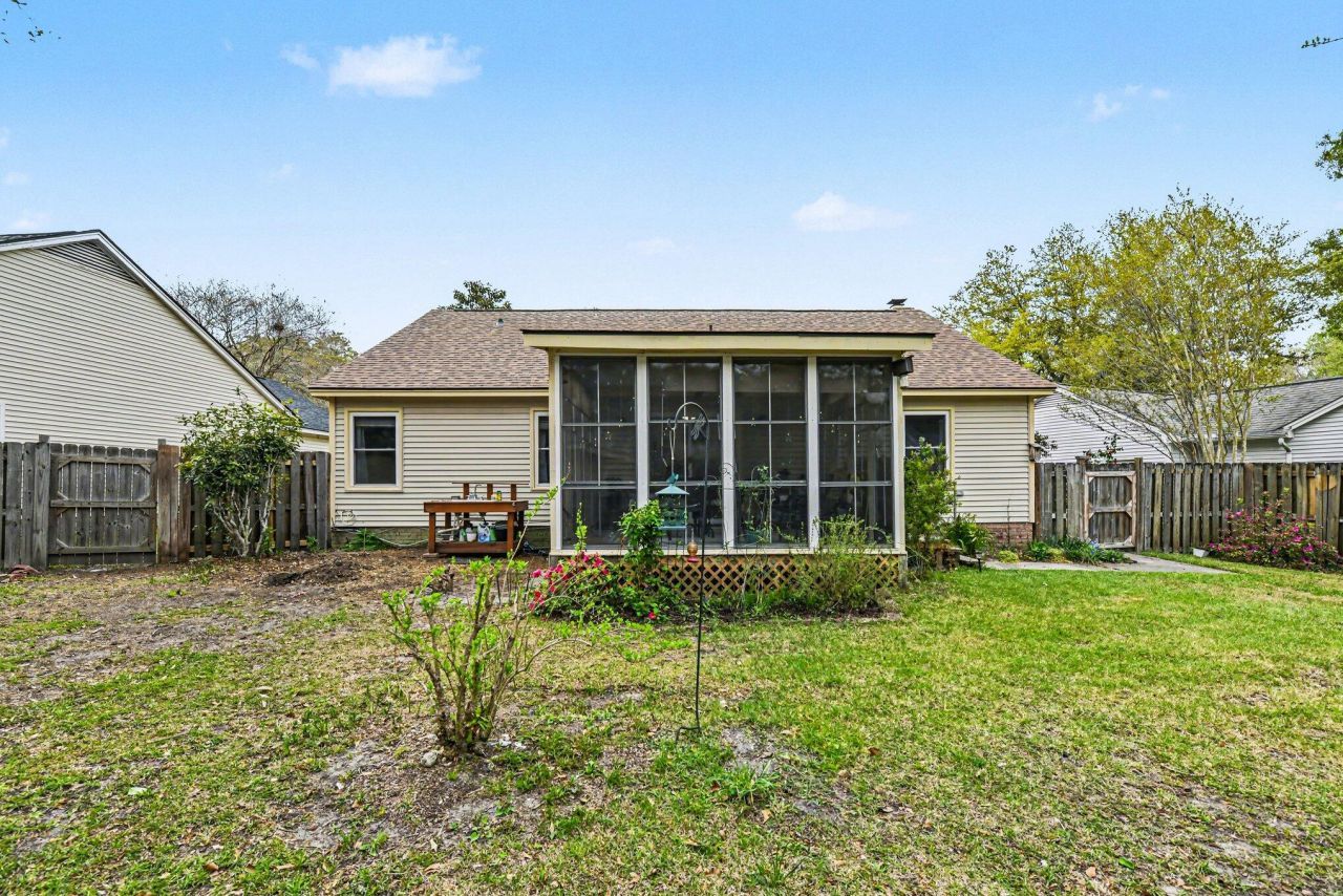 310 Hamlet Road Photo 25