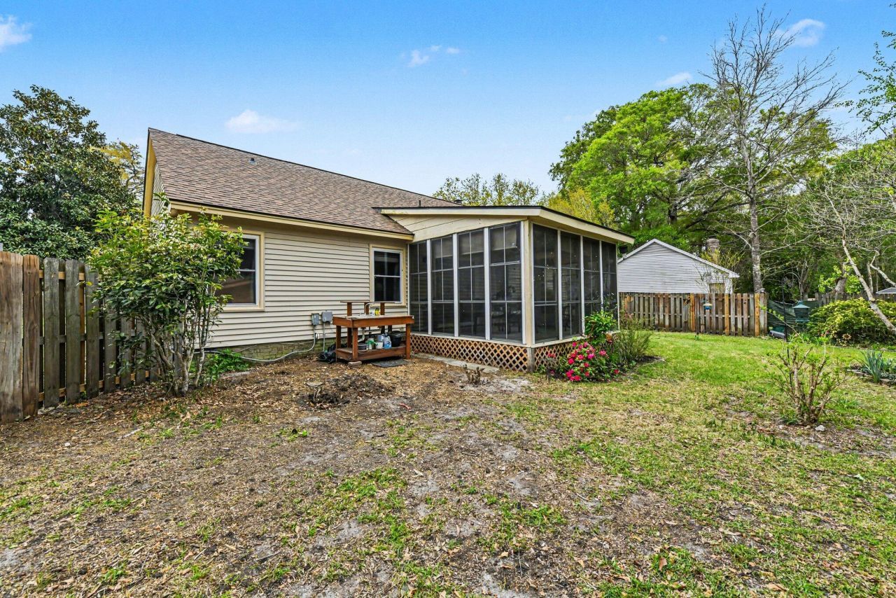 310 Hamlet Road Photo 26