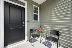 905 Woodside Creek Lane photo 4