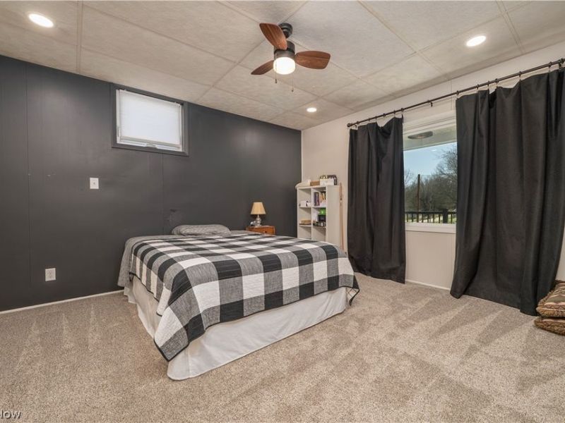 3689 Reichman Drive NW, Dover, OH 44622 Photo 18