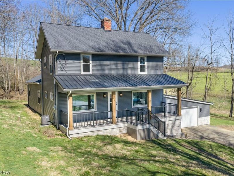 3689 Reichman Drive NW, Dover, OH 44622 Photo 2