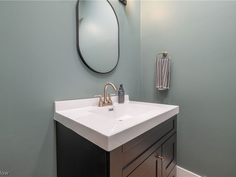 3689 Reichman Drive NW, Dover, OH 44622 Photo 24