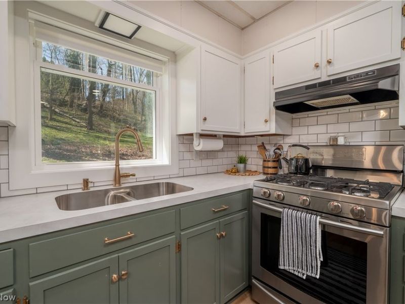 3689 Reichman Drive NW, Dover, OH 44622 Photo 28