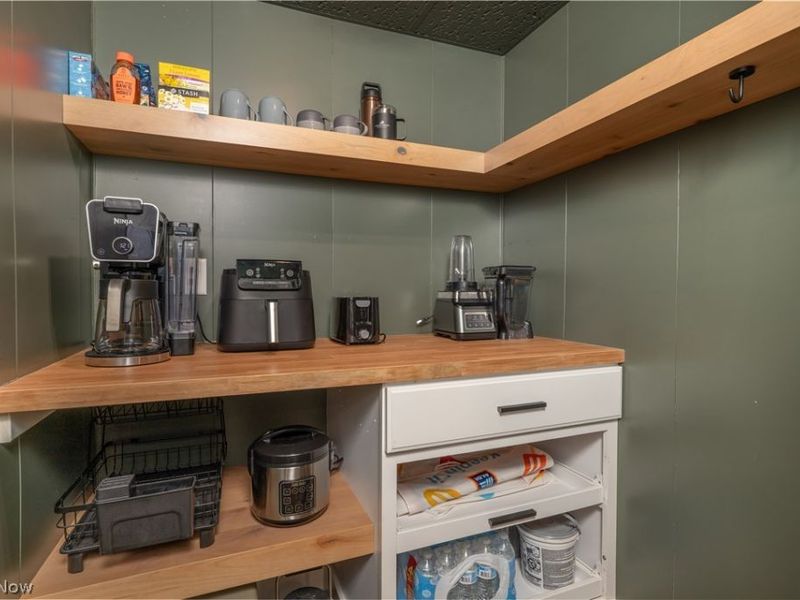 3689 Reichman Drive NW, Dover, OH 44622 Photo 30