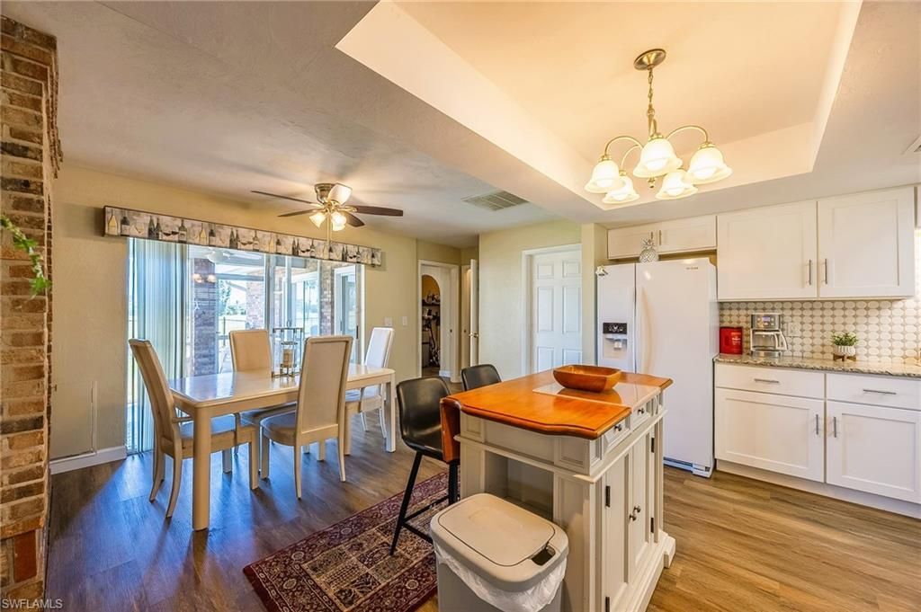 238 SE 9th Ter, Cape Coral, FL 33990 Photo