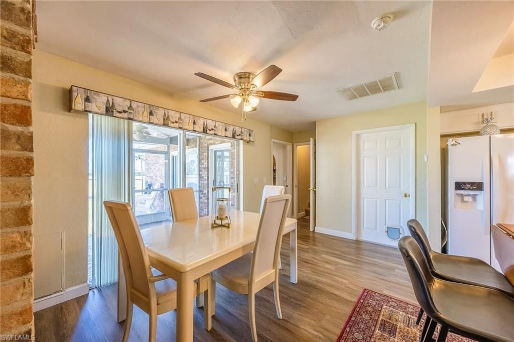 238 SE 9th Ter, Cape Coral, FL 33990 Photo