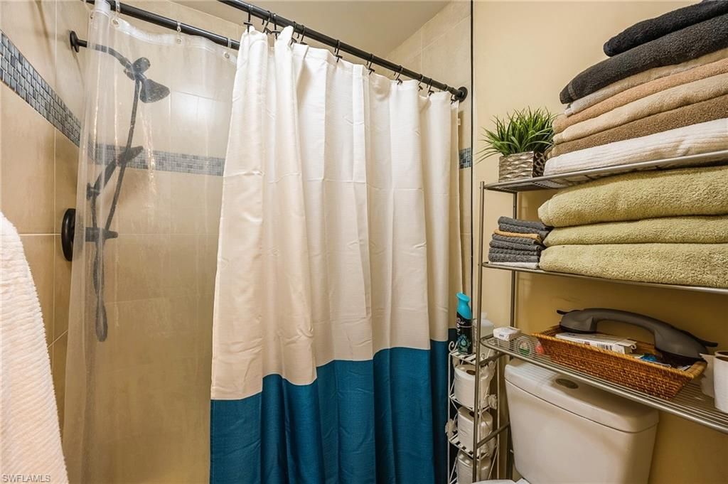 238 SE 9th Ter, Cape Coral, FL 33990 Photo