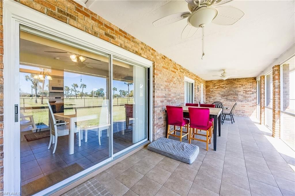 238 SE 9th Ter, Cape Coral, FL 33990 Photo