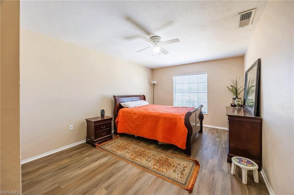 238 SE 9th Ter, Cape Coral, FL 33990 Photo