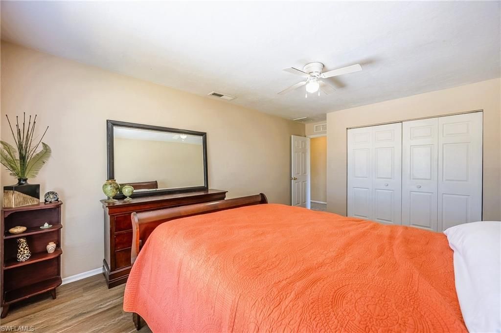 238 SE 9th Ter, Cape Coral, FL 33990 Photo