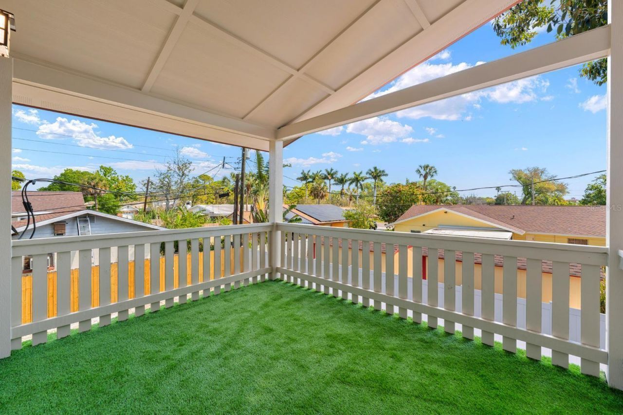 419 64th Avenue S, Saint Petersburg, FL 33705 Photo