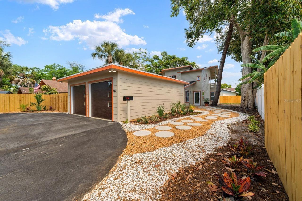 419 64th Avenue S, Saint Petersburg, FL 33705 Photo