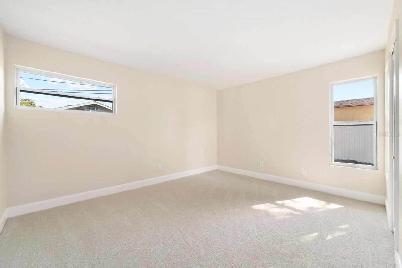 419 64th Avenue S, Saint Petersburg, FL 33705 Photo