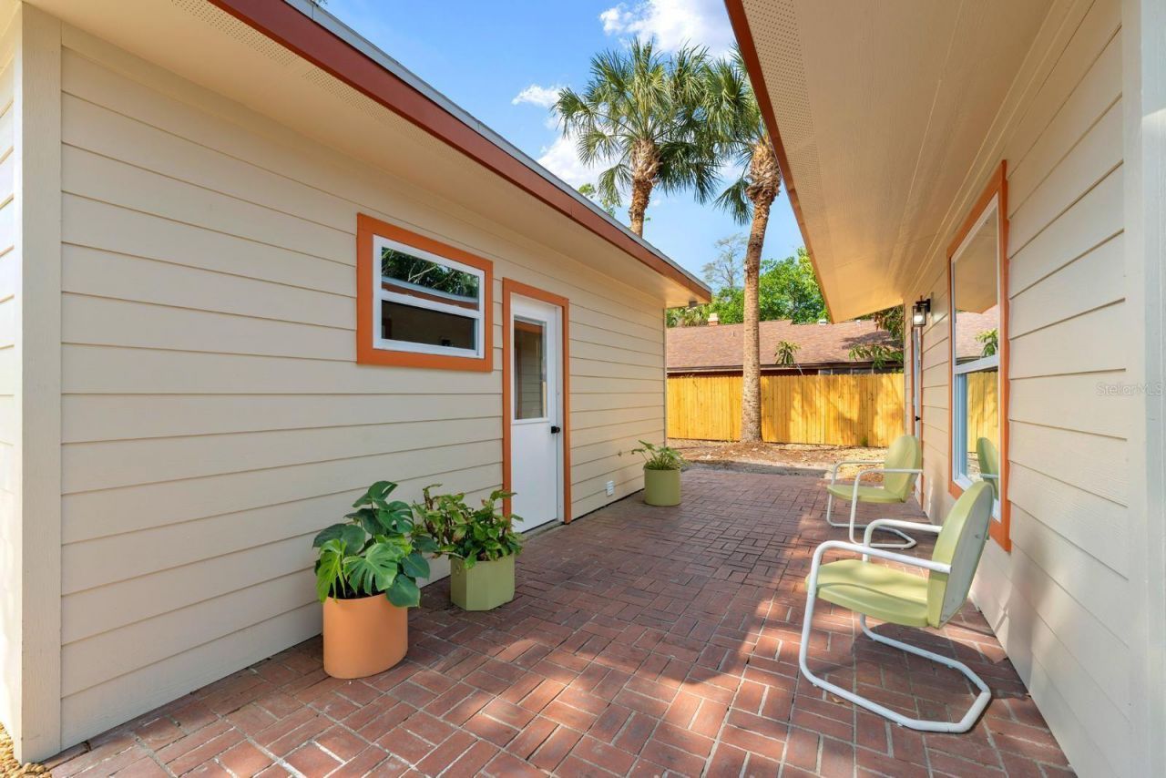 419 64th Avenue S, Saint Petersburg, FL 33705 Photo