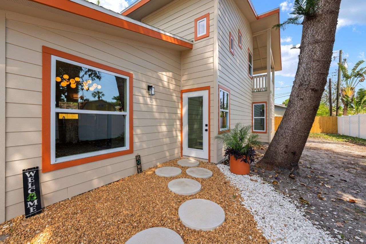 419 64th Avenue S, Saint Petersburg, FL 33705 Photo