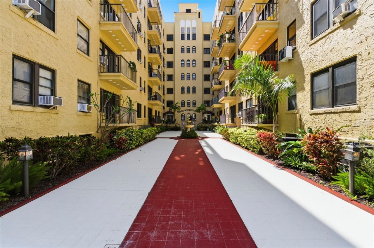 130 4th Avenue N, Unit 106, Saint Petersburg, FL 33701 Photo