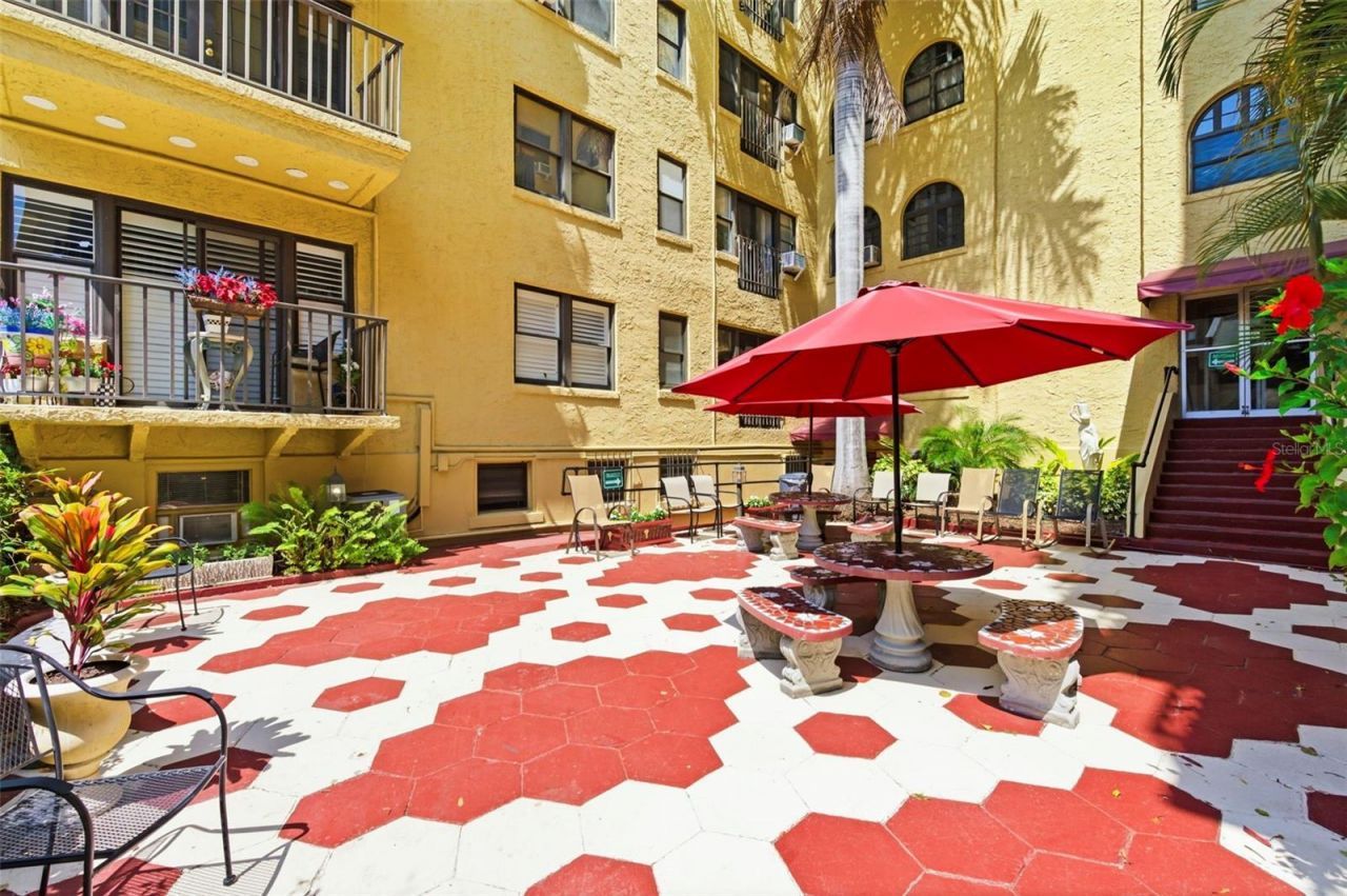 130 4th Avenue N, Unit 106, Saint Petersburg, FL 33701 Photo