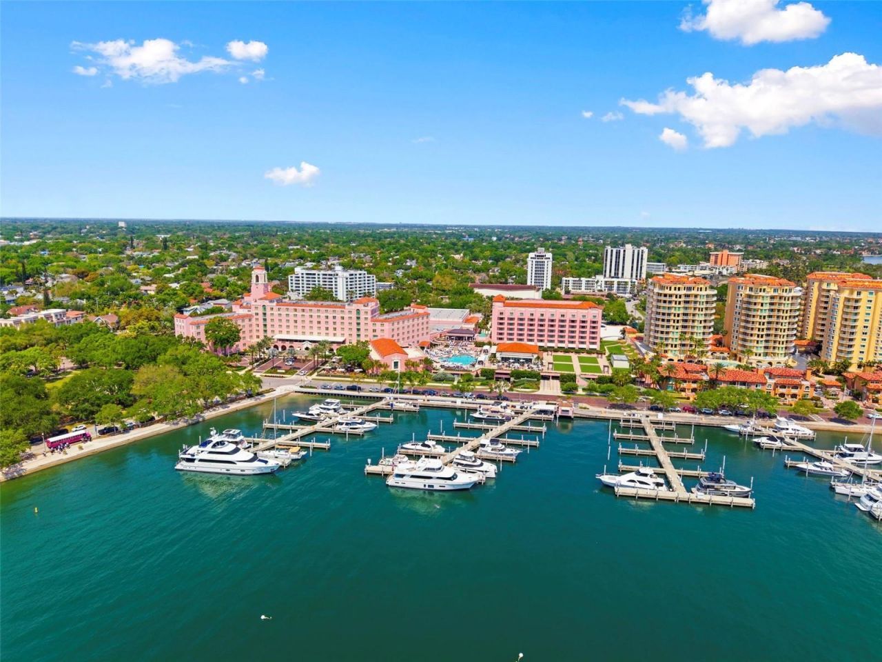 130 4th Avenue N, Unit 106, Saint Petersburg, FL 33701 Photo