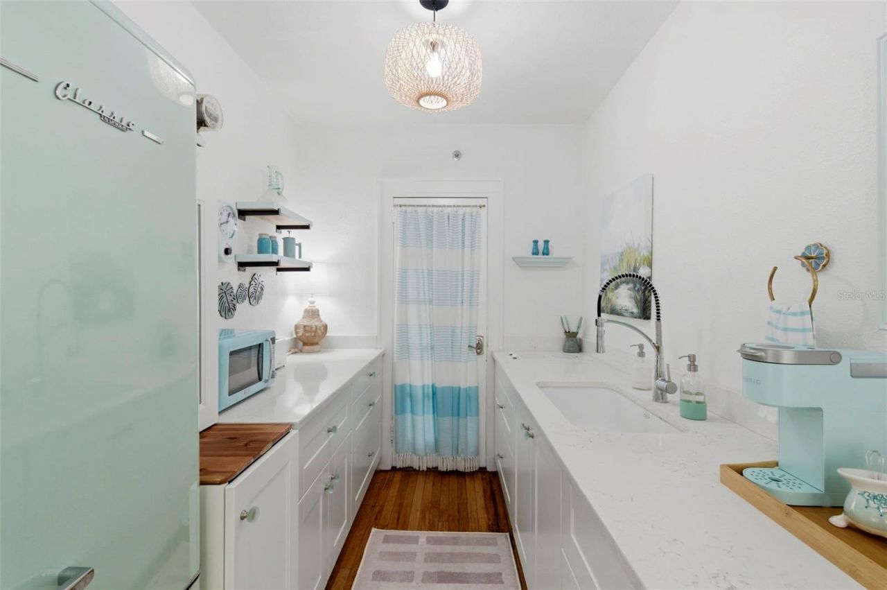 130 4th Avenue N, Unit 106, Saint Petersburg, FL 33701 Photo