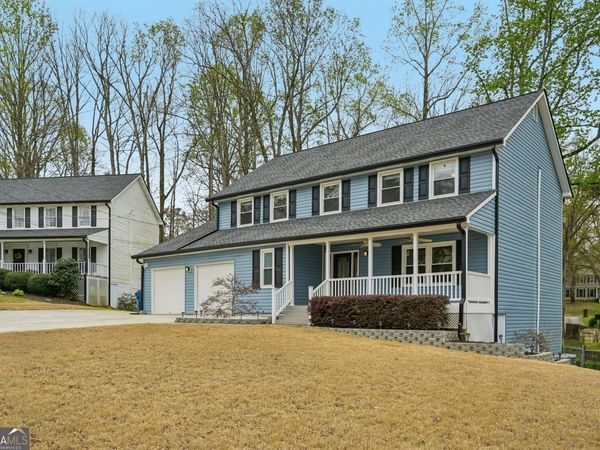 2241 Deer Oaks Trail, Lawrenceville, GA 30044