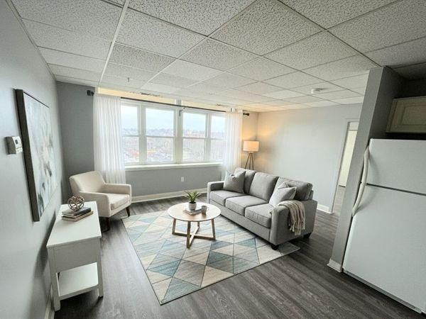 340 Main St, Unit 702, Melrose, MA 02176