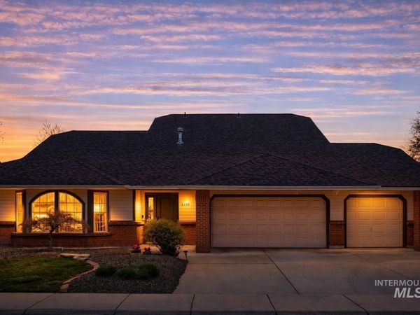 1155 E Hunter Dr, Meridian, ID 83646