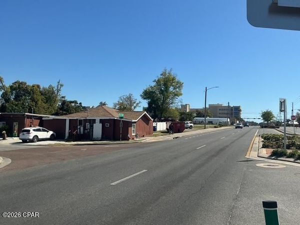 722 N Martin Luther King Junior Boulevard , Panama City, FL 32401