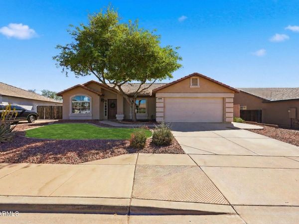 513 S ESMERALDA, Mesa, AZ 85208