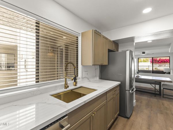 10055 E MOUNTAINVIEW LAKE Drive, Unit 1019, Scottsdale, AZ 85258