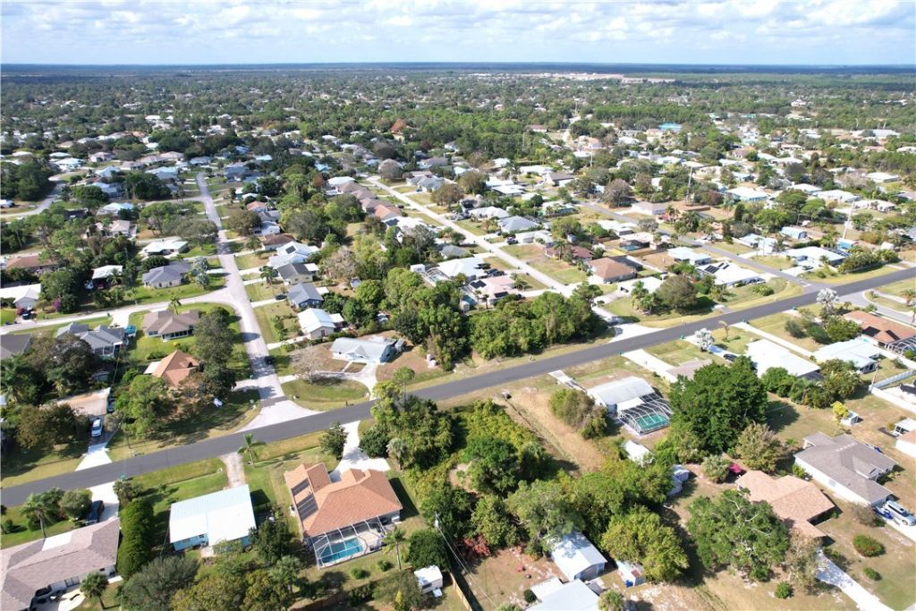 139 S Wimbrow Drive, Sebastian, FL 32958 Photo