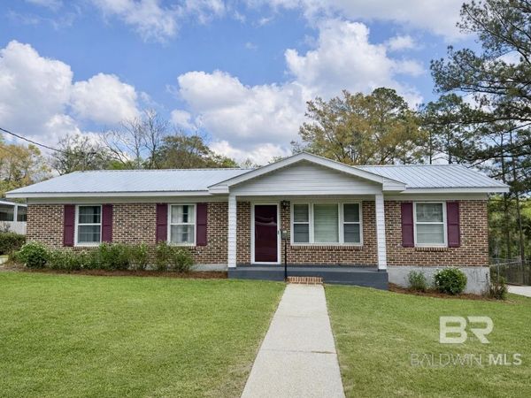 402 N Forest Hill Drive, Brewton, AL 36426