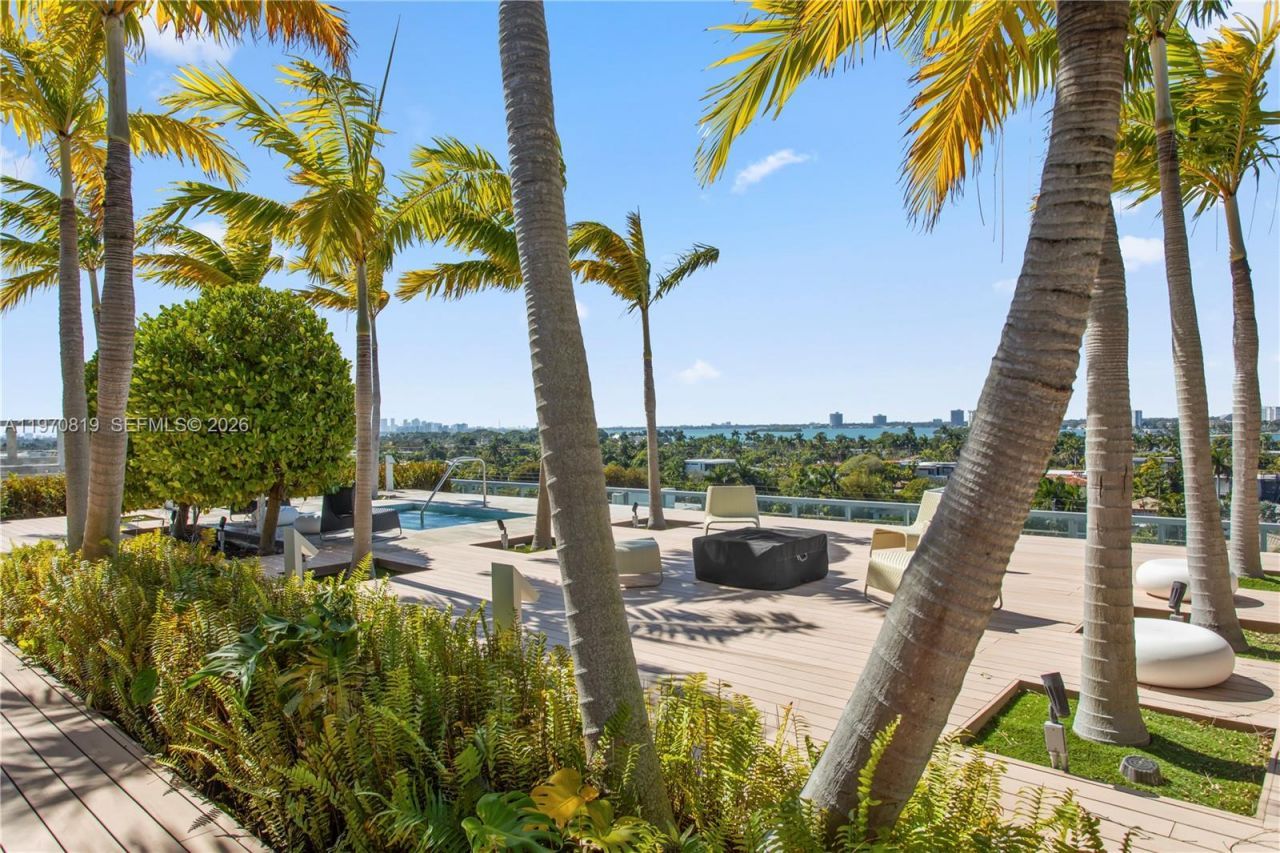 9940 W Bay Harbor Dr, Unit 3G-N, Bay Harbor Islands, FL 33154 Photo