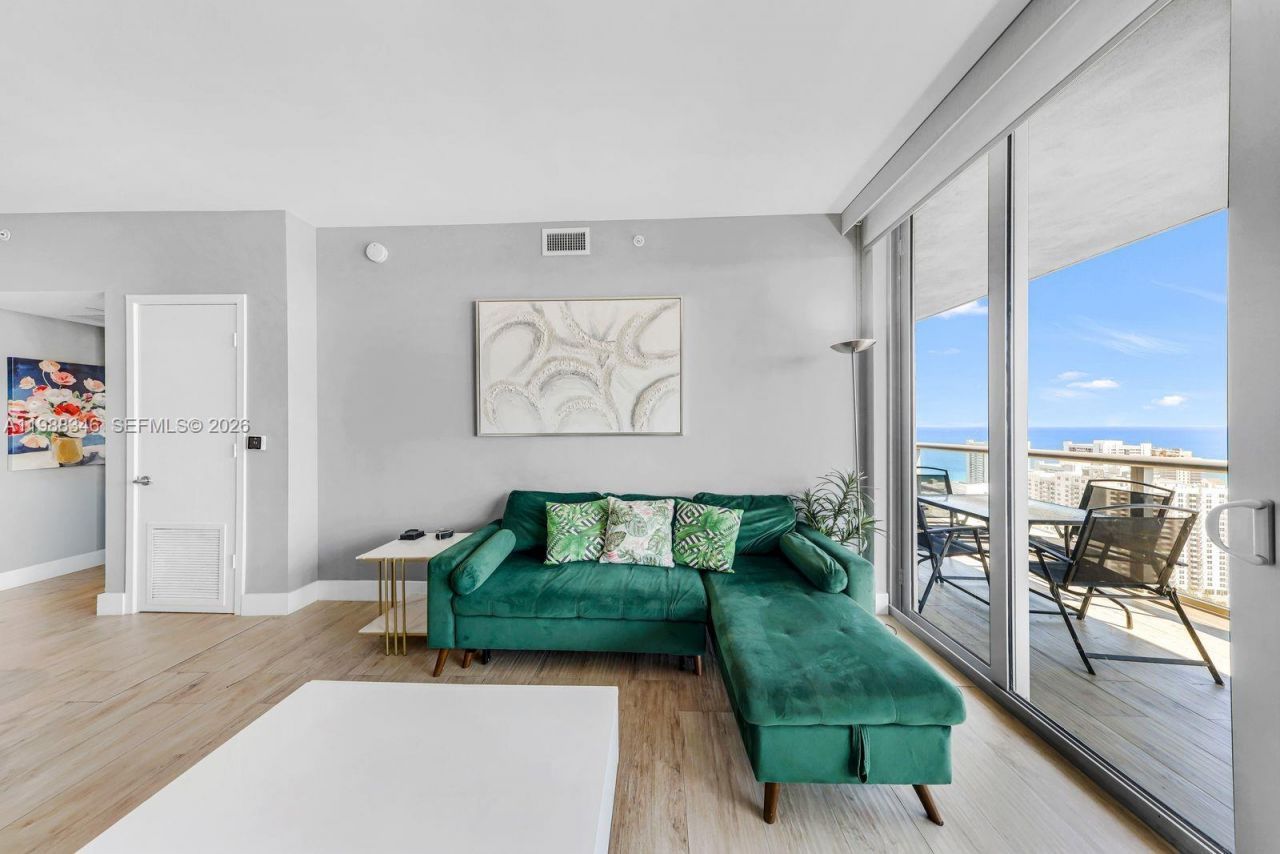 2600 E Hallandale Beach Blvd , Unit T3103, Hallandale Beach, FL 33009 Photo