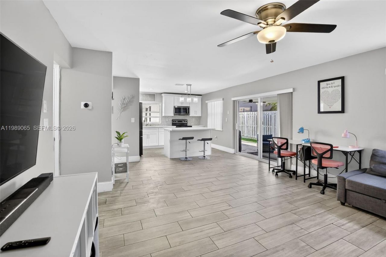 1245 NW 125th Ter , Sunrise, FL 33323 Photo