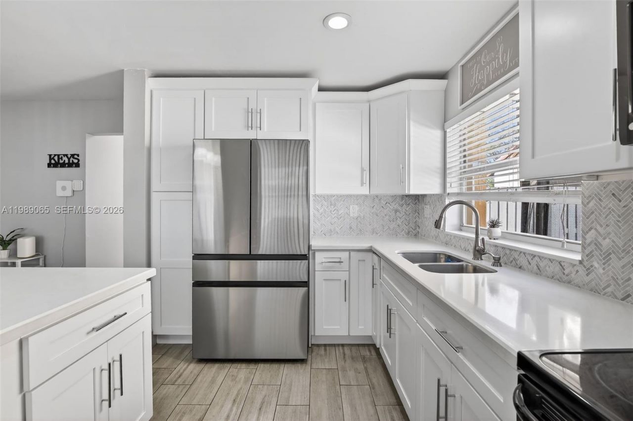 1245 NW 125th Ter , Sunrise, FL 33323 Photo