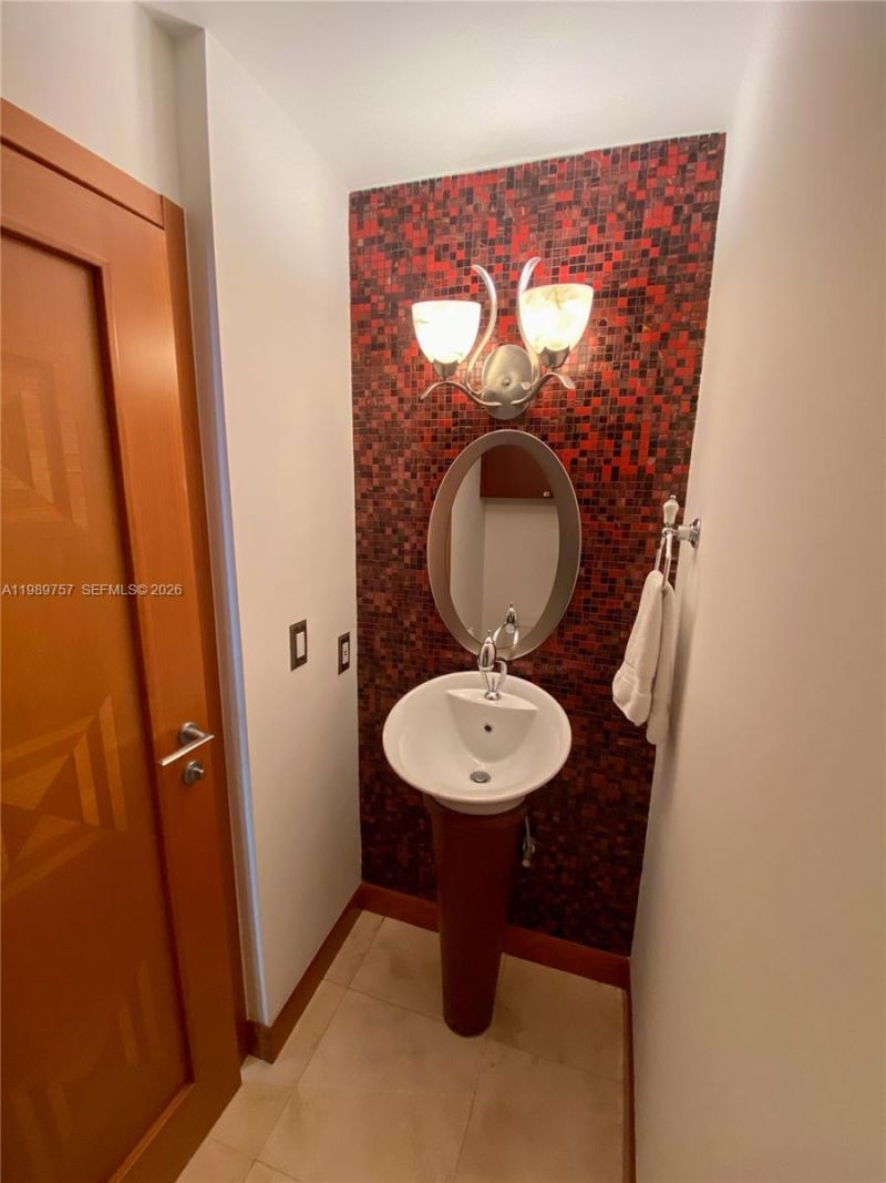 6301 Collins Ave , Unit TS3, Miami Beach, FL 33141 Photo