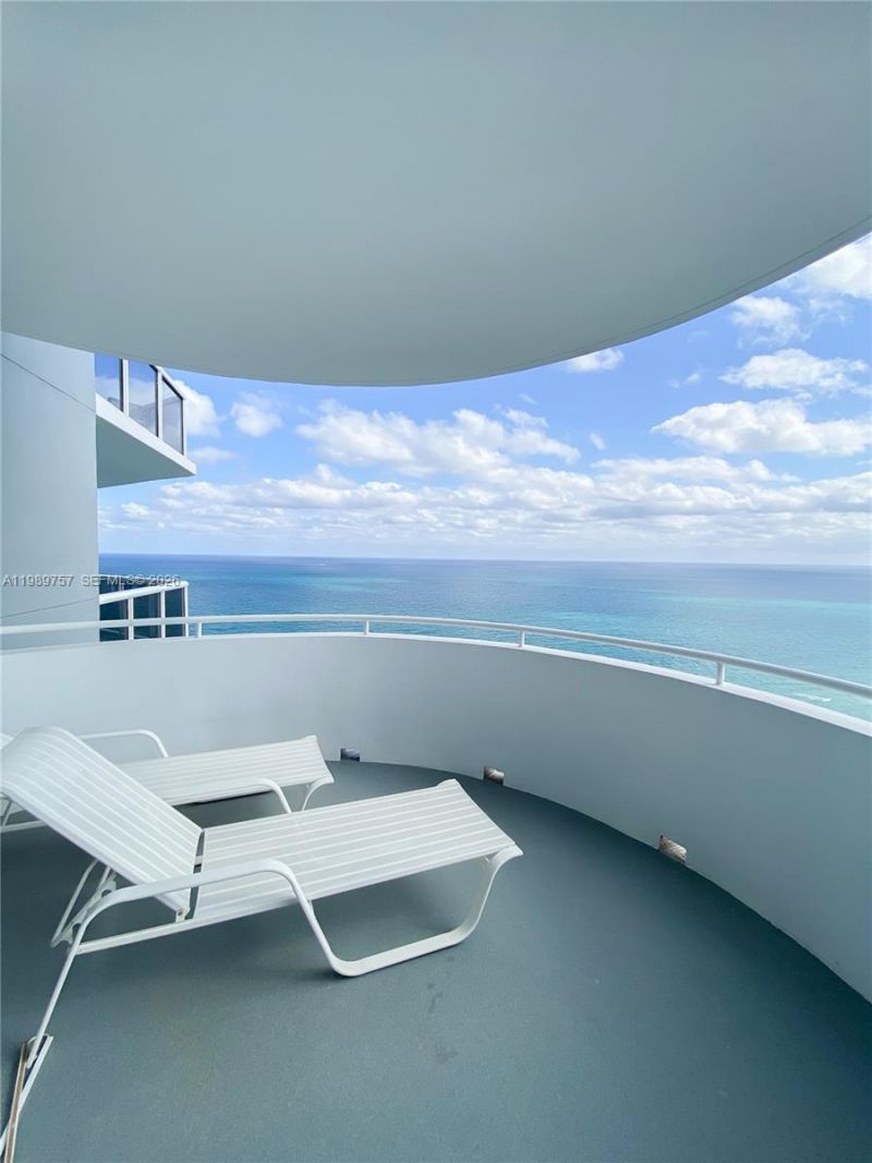 6301 Collins Ave , Unit TS3, Miami Beach, FL 33141 Photo