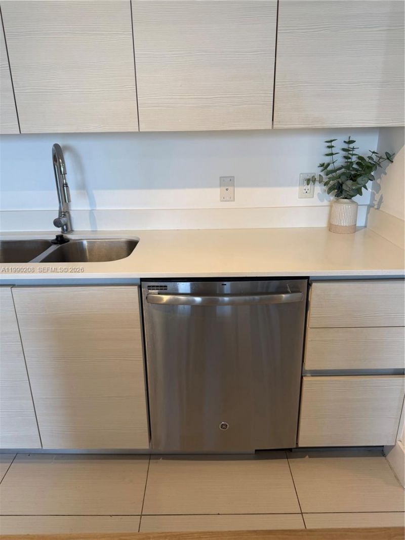 4250 NE Biscayne Blvd, Unit 1115, Miami, FL 33137 Photo