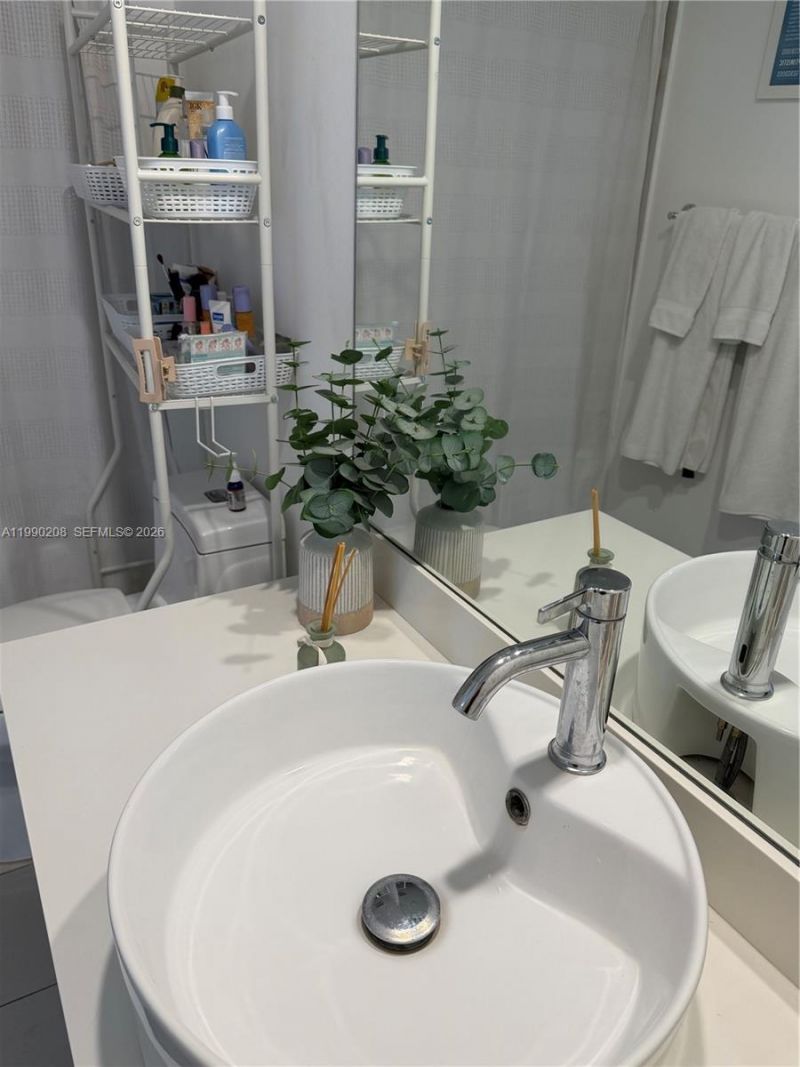4250 NE Biscayne Blvd, Unit 1115, Miami, FL 33137 Photo