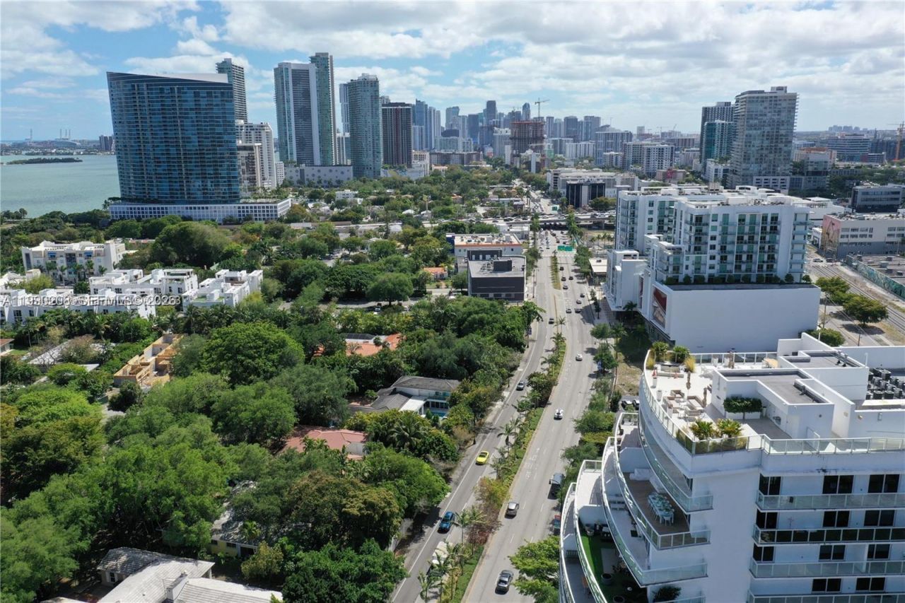 4250 NE Biscayne Blvd, Unit 1115, Miami, FL 33137 Photo