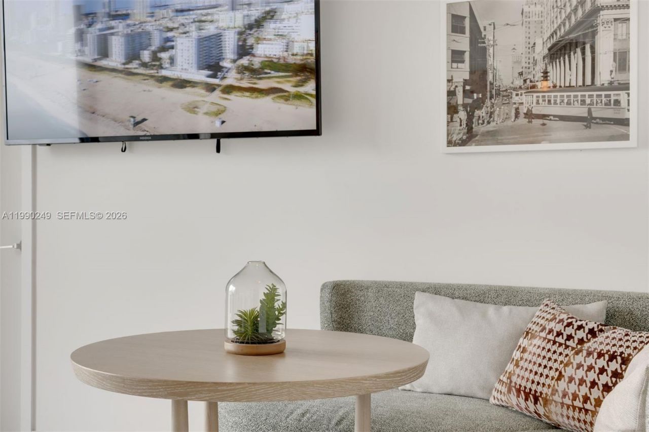 159 NE 6th St , Unit 2607, Miami, FL 33132 Photo