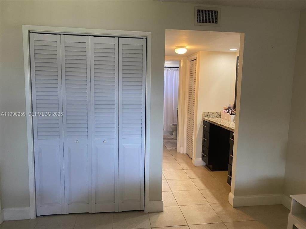 4700 Washington St , Unit 406, Hollywood, FL 33021 Photo