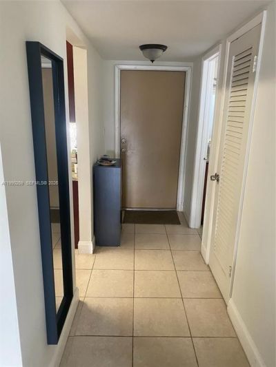 4700 Washington St , Unit 406, Hollywood, FL 33021 Photo