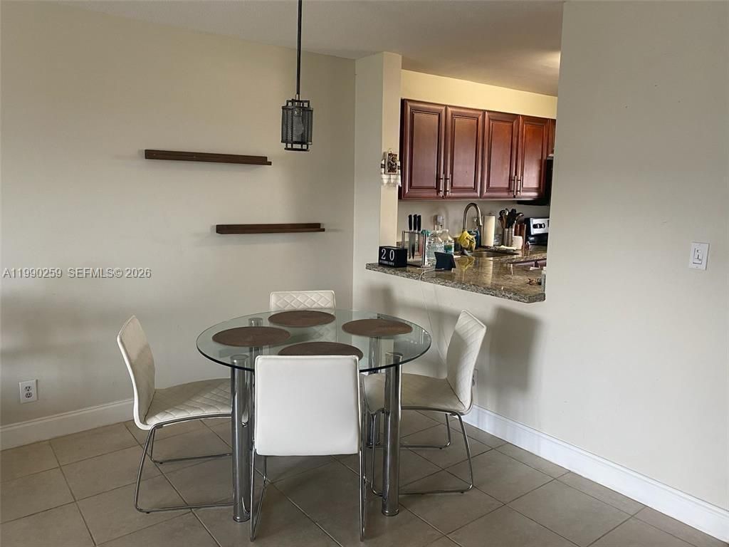 4700 Washington St , Unit 406, Hollywood, FL 33021 Photo