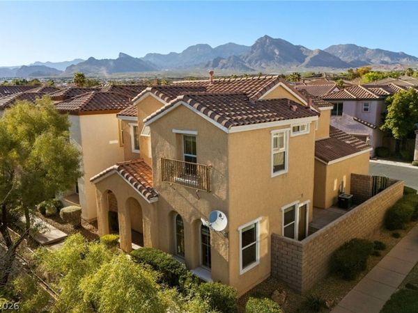 12053 Hathaway Pines Lane, Las Vegas, NV 89138