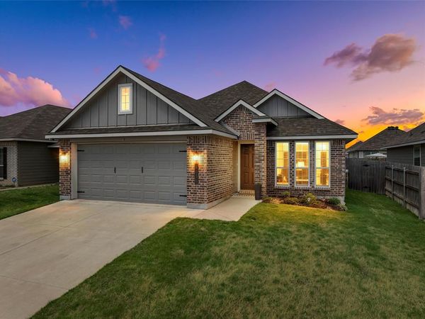 4056 Centerfire Road , Waco, TX 76705