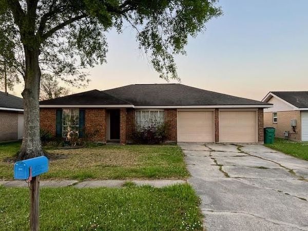 3215 Vine Drive, Morgan City, LA 70380