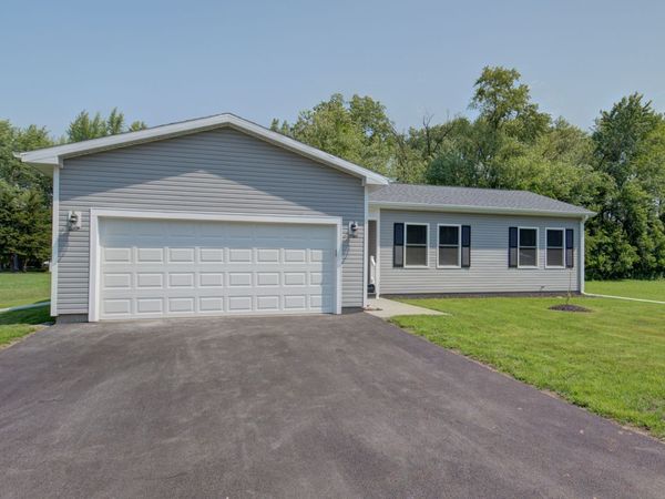 394 W 3rd Street, Braidwood, IL 60408