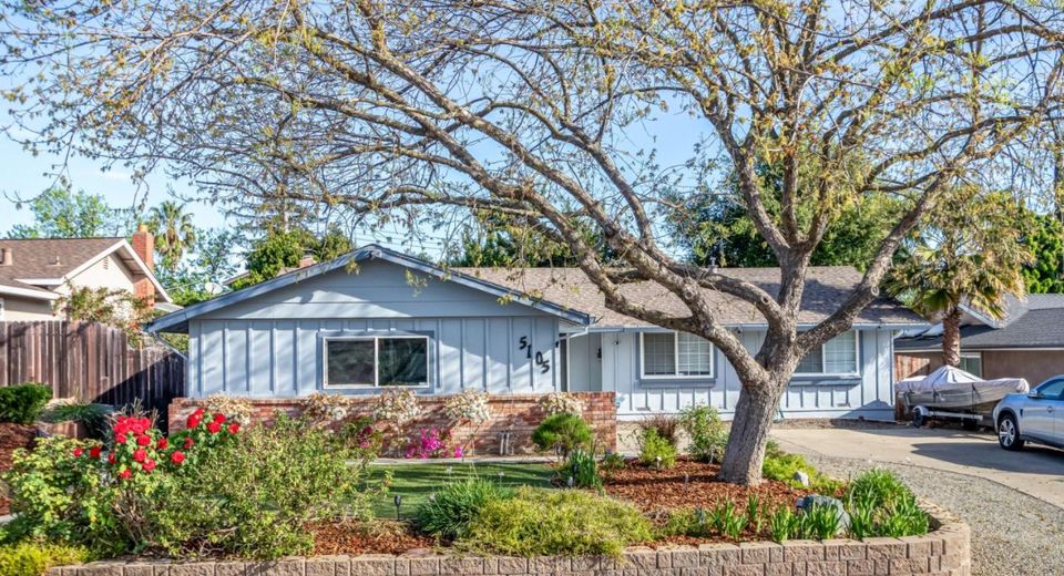 5105 Mount Rainier Dr, Sacramento, CA 95842 Photo