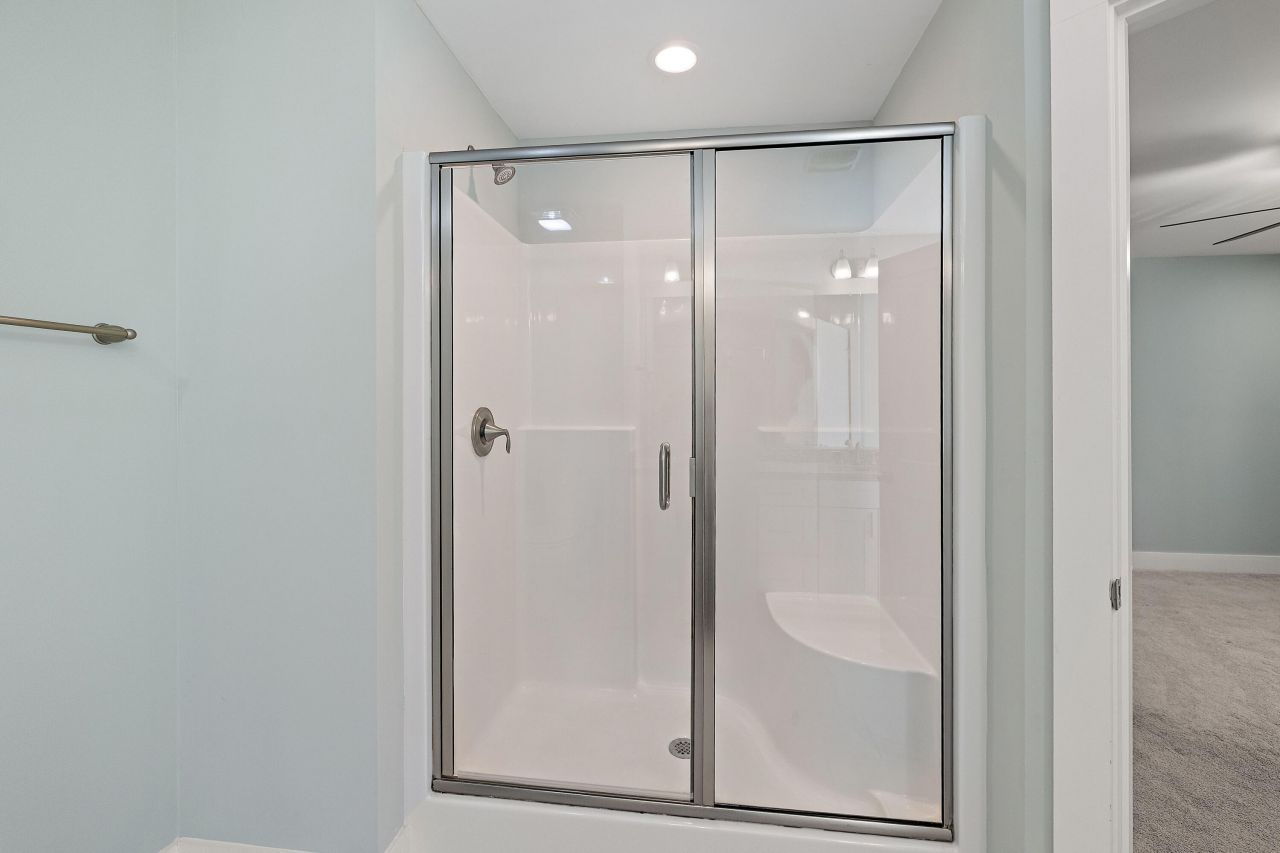 1129 Camp Road Photo 12